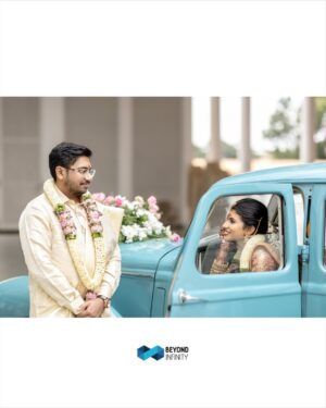 dharshini sudhakar Instagram - To the beginning of our forever ❤️🪬…
📸 @beyondinfinitymedia
MUA @vaishuzmakeover
Mehendi @san_mehendi_nails_artistry
Bangles @banglesofkraftiverse
Saree @prakash_silks_and_sarees
Blouse @yanni_sofias_the_designer
Hipbelt @vilvajewels
#wedding #tamil #fyp
