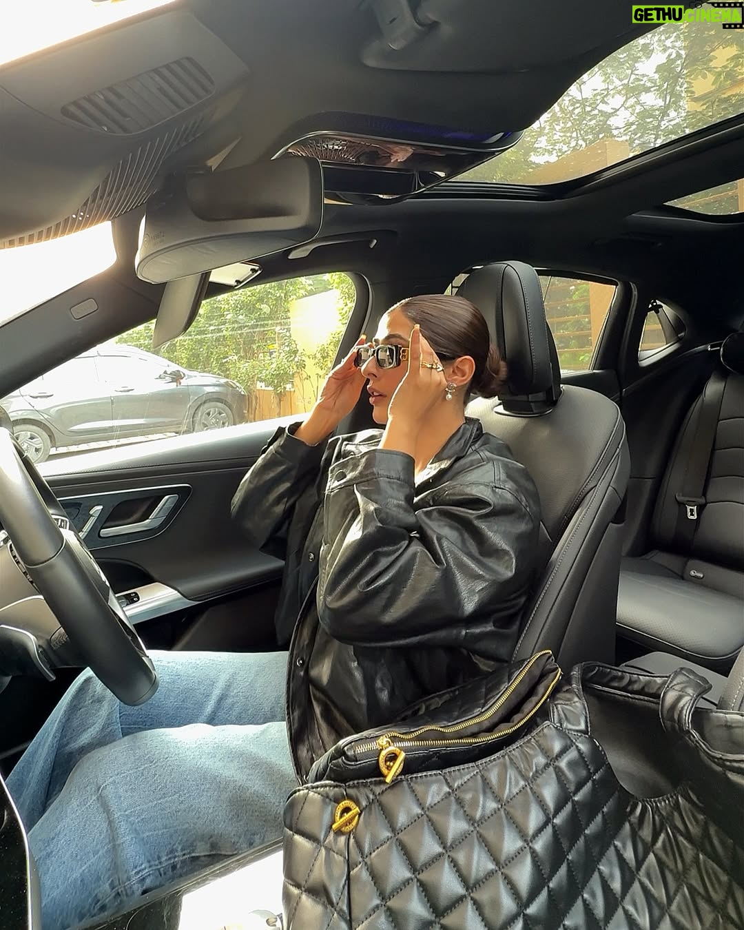 soundarya thakur - 11.5K Likes - She’s focusing on her 🖤 >>>>

Outfit @zara 
Sliders - @dior 
Glasses - @balenciaga 
Earrings - @chanelofficial 
Bag -  @ysl 
Car - @mercedesbenz E450

#mercedesbenz #mercedes #E450 #luxuryride #ootd #delhiwinters #leatherjacket #urbanfashion #chicvibes  #octoberevenings #citydrive #goldenhour #sunset #soundaryathakur #formocloset