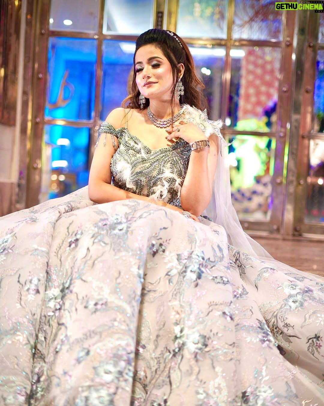 Aanchal Dhiman - 1.1K Likes - 