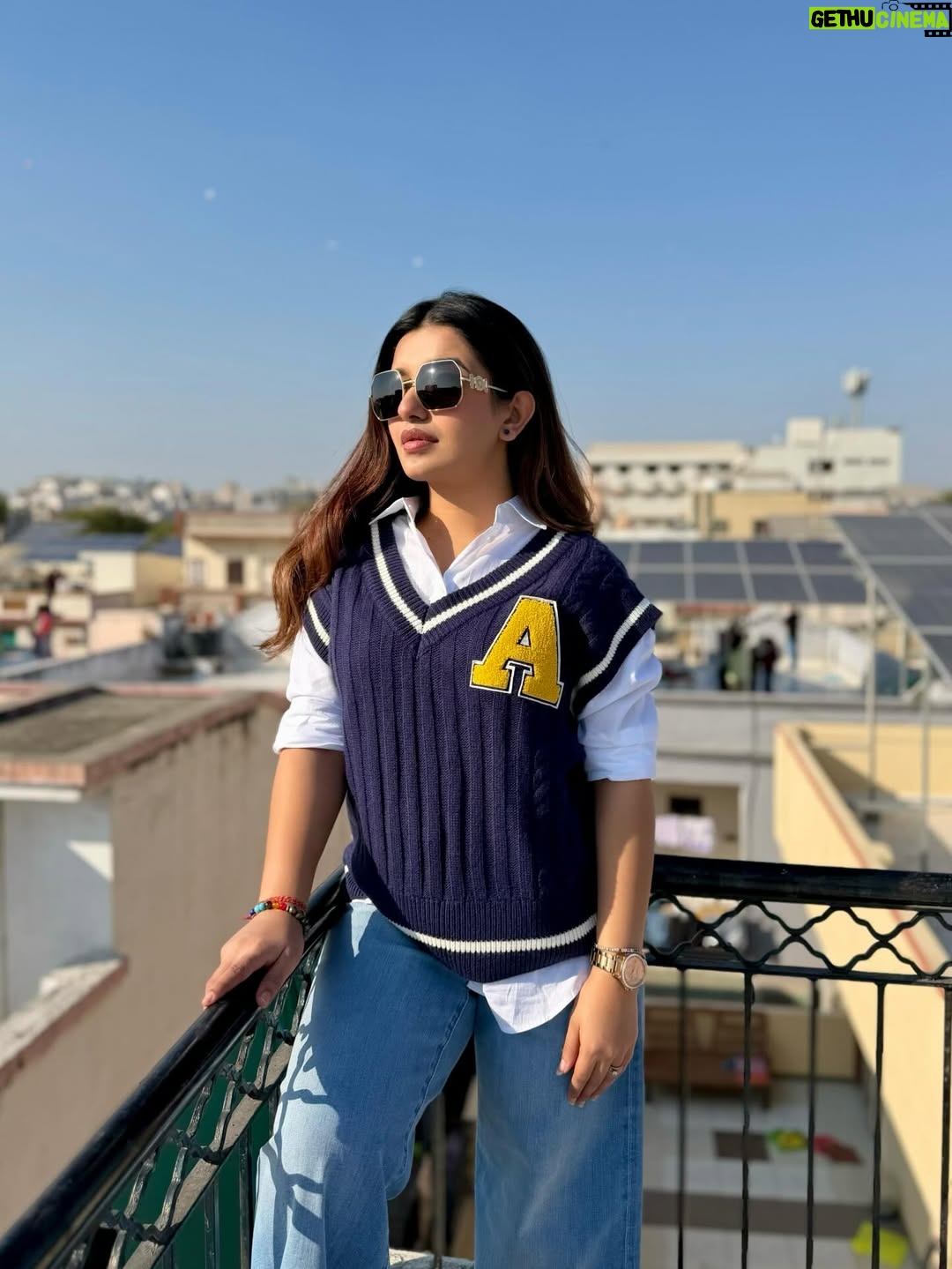 Aanchal Shah - 12.1K Likes - Uttarayan 2K26🪁🩷🔥