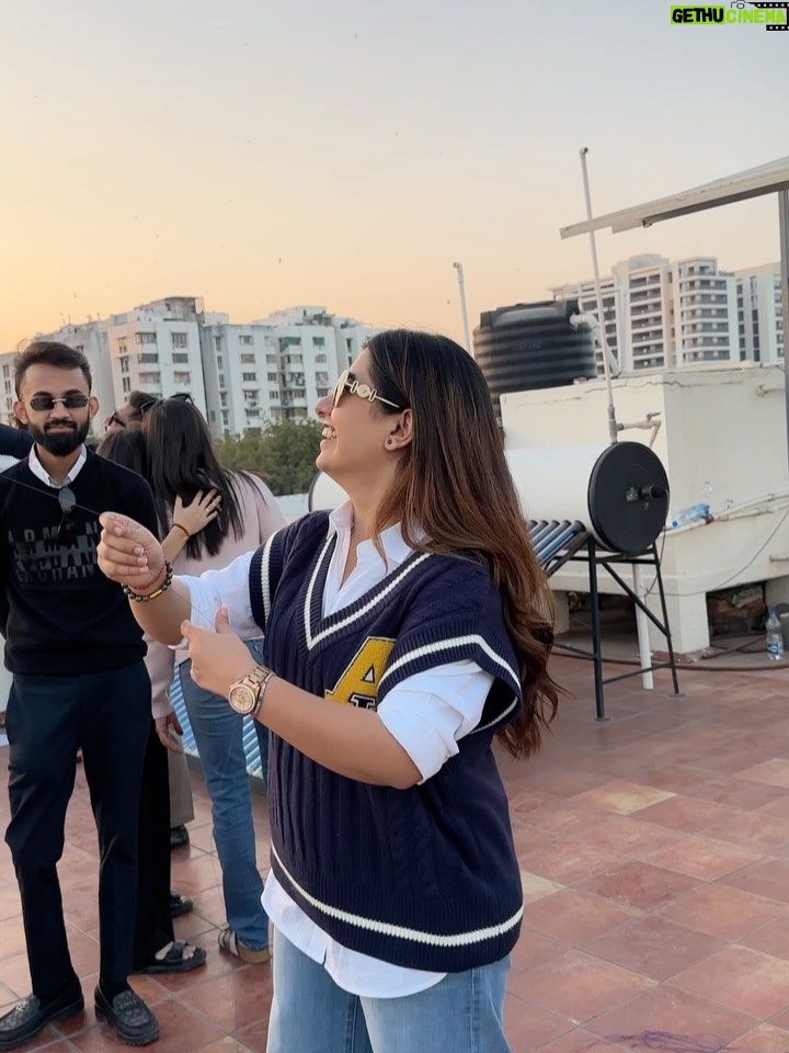 Aanchal Shah - 12.1K Likes - Uttarayan 2K26🪁🩷🔥