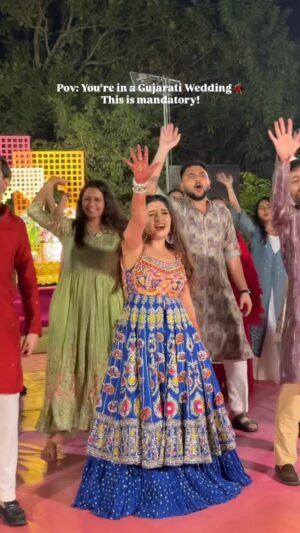 Aanchal Shah Instagram - When friends hit the dance floor, the wedding turns legendary.šš»š„
#BhaiKiShaadi āØ