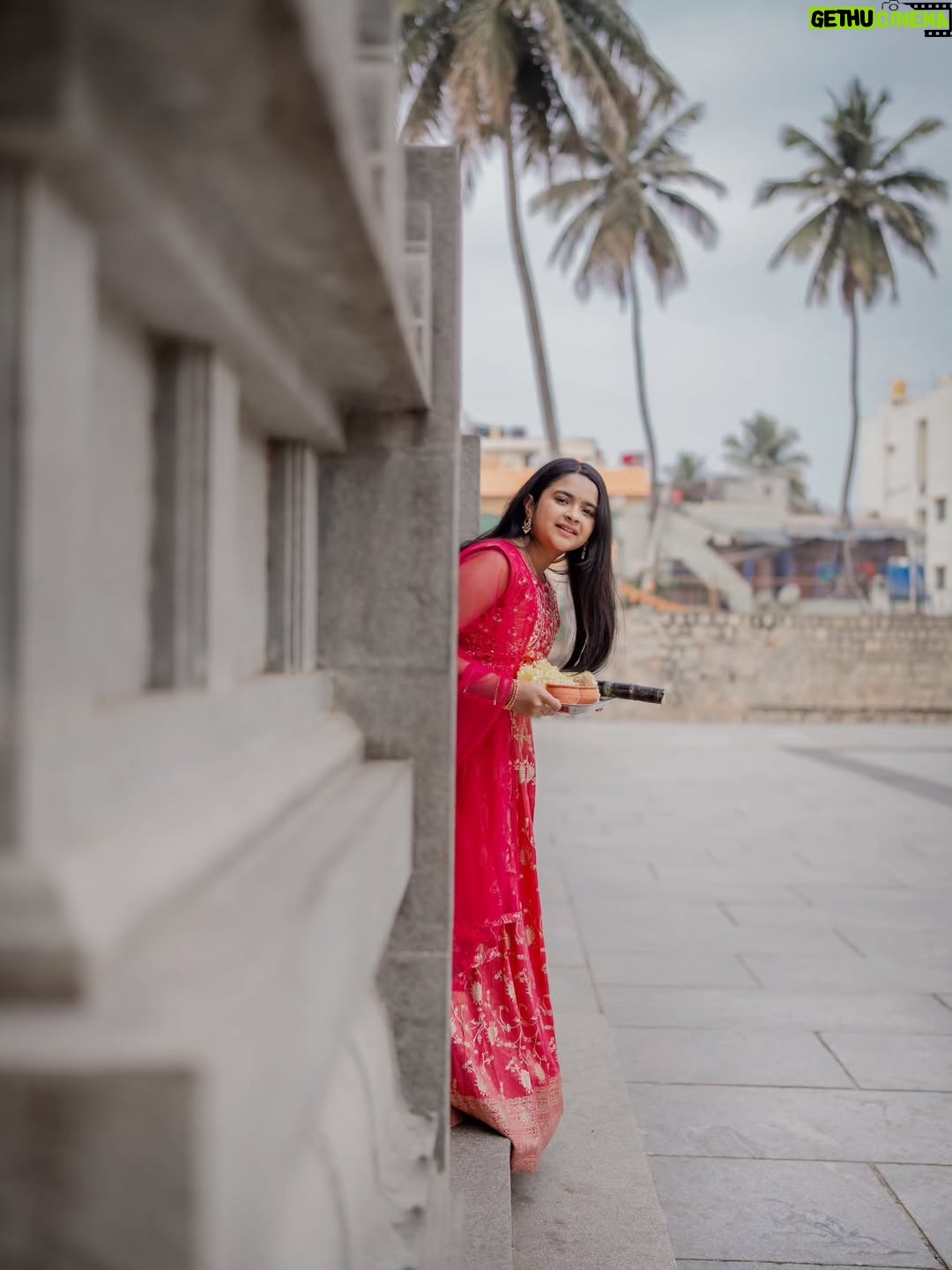 Aaradhya Chandra - 330 Likes - Happy Makar Sankranti to all 🌾✨
May this harvest festival fill your life with joy, positivity, and new beginnings. Wishing you prosperity, peace, and endless happiness.

📸 Photography by @photoholic__photography

Inframe @aaradhya.n.chandra

#makarsankranti #happysankranti #festivalvibes #harvestfestival #indianfestivals