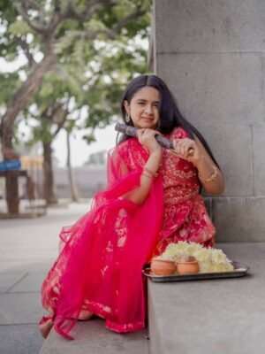 Aaradhya Chandra Instagram - Happy Makar Sankranti to all š¾āØ
May this harvest festival fill your life with joy, positivity, and new beginnings. Wishing you prosperity, peace, and endless happiness.
šø Photography by @photoholic__photography
Inframe @aaradhya.n.chandra
#makarsankranti #happysankranti #festivalvibes #harvestfestival #indianfestivals