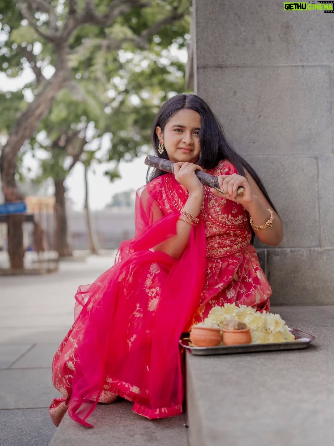 Aaradhya Chandra - 330 Likes - Happy Makar Sankranti to all 🌾✨
May this harvest festival fill your life with joy, positivity, and new beginnings. Wishing you prosperity, peace, and endless happiness.

📸 Photography by @photoholic__photography

Inframe @aaradhya.n.chandra

#makarsankranti #happysankranti #festivalvibes #harvestfestival #indianfestivals