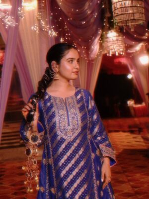 Aarushi Abrol Instagram - Happy Lohri ji sareya nu ✨🔥