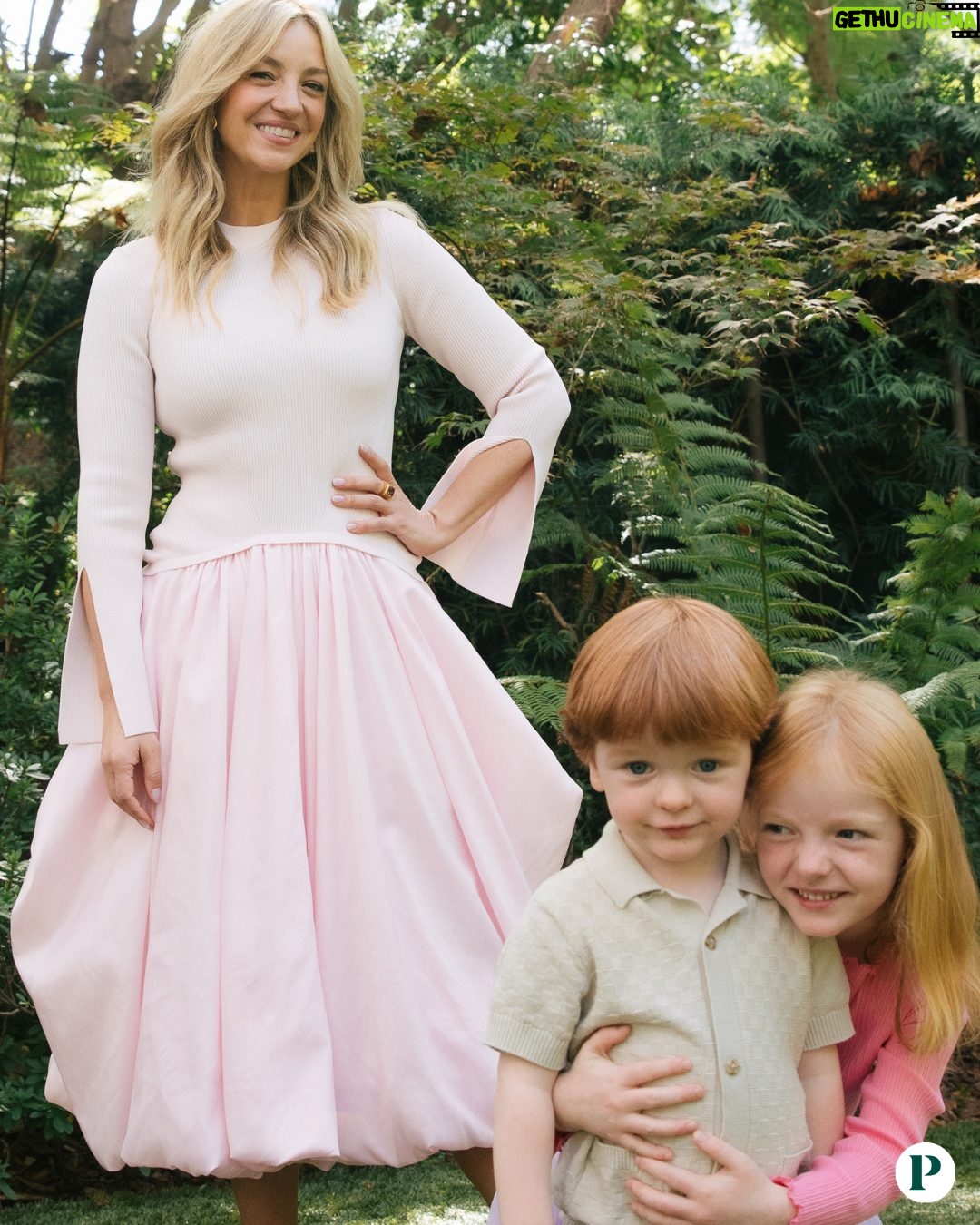 Abby Elliott - 6.1K Likes - @thebearfx’s Abby Elliott opens up about her fertility journey to help others feel less alone. Swipe and tap the link in bio for more on our fertility issue. 🌸 ⭐️: @lilcutieforever ✍🏼: @anna_halkidis #parents 

Credits:
Photographer: @sarahdavis 
Hair: @barbdoeshair
Makeup: @lorencanbymakeup 
Styling: @tabitharsanchez 
Location: @thegarland