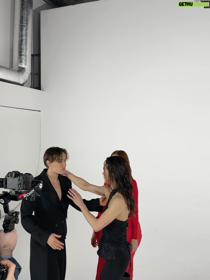Ada Fijał - 3 Likes - To będzie coś super tak czuję ❤️‍🔥❤️‍🔥❤️‍🔥
Wdzięczność za najlepszy czas i najlepszych ludzi!
#backstage