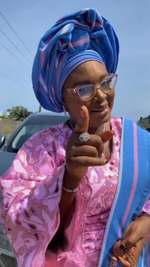 Adebimpe Oyebade Instagram - Happy new week from Iya Jide 😄
Money looks too good on Iya Jide, you can’t even argue that! 😅
To all lovers of MOBIMPE TV, you already know it’s been back to back hits! From THE PSYCHOPATHS to ASHAWO, IYAWO ALHAJI, DARK, BETWEEN US, MY MIRACLE, HEALING, it’s been nothing but a masterpiece! 🔥 Now ERE IB is here, and trust me, expect nothing but a bang!
Fully packed. Fully loaded. You’ll absolutely love it! 😍
Head over to MOBIMPE TV now and start watching..
