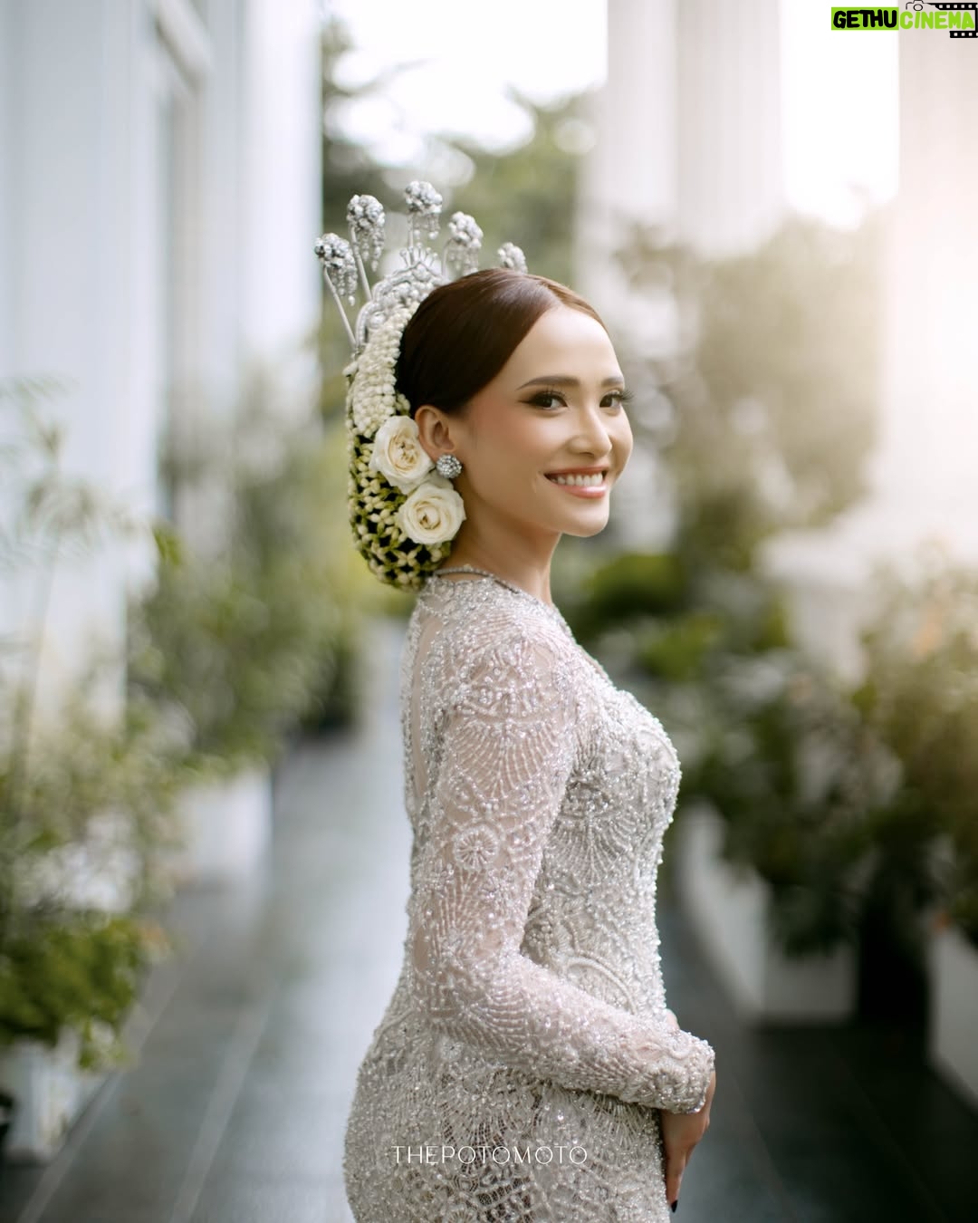 Adila Fitri - 1.8K Likes - From the wedding @adilafitri & @fuzzism

A day wrapped in peace, honesty, and a love that feels deeply true✨

Thanks to:
Photo & Videography: @thepotomoto
Wedding Organizer: @chandaniweddings
Venue & Catering: @thetribrata
Bride’s MUA, Headpiece & Hair Do Akad: @adliacornain @beblooms.wedding
Bride’s MUA, Headpiece & Hair Do Reception: @adliacornain @zainalsongketofficial
Bride’s & Groom’s Attire, Headpiece & Shoes: @beblooms.wedding @zainalsongketofficial
Bride’s & Groom’s Family Attire: @beblooms.wedding @zainalsongketofficial @anggunbusana
Bride’s & Groom’s Mother MUA, Hair Do & Hijab Do: @intanchairat @yayihanoum @hasiltangananggun 
Bride’s & Groom’s Family MUA, Hair Do & Hijab Do: @andaws @beautybyyusti
Decoration: @artsydesign_
Seserahan, Ring Box & Mahar: @by.corase
Sound System & Entertainment: @redvelvetentertainment
Traditional Ceremony: @zainalsongketofficial
MC: @henferd
Photobooth: @carephotobooth
Registration Usher: @my_usher
Lighting: @l8think
LED: @dvisualrentalmultimedia
Invitation & Digital Invitation: @pentone.id @viding.co
Souvenir: @balizen @harumsemerbakalam 
Valet Parking: @kingvaletservice

@thebridedept @thebridestory @weddingku

Be the first to shine!
THEPOTOMOTO Delivering a BETTER WEDDING Experience!

@thepotomoto
@thepotomoto
@thepotomoto

Inquiries:
☎  6281299111980 |  6281315377979
💌 support@thepotomoto.com

#weddingphotography #foreverandalways #weddingphotographyjakarta