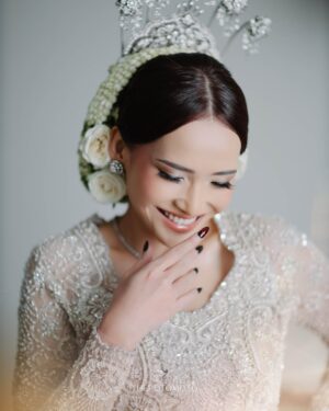 Adila Fitri Instagram - From the wedding @adilafitri & @fuzzism

A day wrapped in peace, honesty, and a love that feels deeply true✨

Thanks to:
Photo & Videography: @thepotomoto
Wedding Organizer: @chandaniweddings
Venue & Catering: @thetribrata
Bride’s MUA, Headpiece & Hair Do Akad: @adliacornain @beblooms.wedding
Bride’s MUA, Headpiece & Hair Do Reception: @adliacornain @zainalsongketofficial
Bride’s & Groom’s Attire, Headpiece & Shoes: @beblooms.wedding @zainalsongketofficial
Bride’s & Groom’s Family Attire: @beblooms.wedding @zainalsongketofficial @anggunbusana
Bride’s & Groom’s Mother MUA, Hair Do & Hijab Do: @intanchairat @yayihanoum @hasiltangananggun 
Bride’s & Groom’s Family MUA, Hair Do & Hijab Do: @andaws @beautybyyusti
Decoration: @artsydesign_
Seserahan, Ring Box & Mahar: @by.corase
Sound System & Entertainment: @redvelvetentertainment
Traditional Ceremony: @zainalsongketofficial
MC: @henferd
Photobooth: @carephotobooth
Registration Usher: @my_usher
Lighting: @l8think
LED: @dvisualrentalmultimedia
Invitation & Digital Invitation: @pentone.id @viding.co
Souvenir: @balizen @harumsemerbakalam 
Valet Parking: @kingvaletservice

@thebridedept @thebridestory @weddingku

Be the first to shine!
THEPOTOMOTO Delivering a BETTER WEDDING Experience!

@thepotomoto
@thepotomoto
@thepotomoto

Inquiries:
☎  6281299111980 |  6281315377979
💌 support@thepotomoto.com

#weddingphotography #foreverandalways #weddingphotographyjakarta
