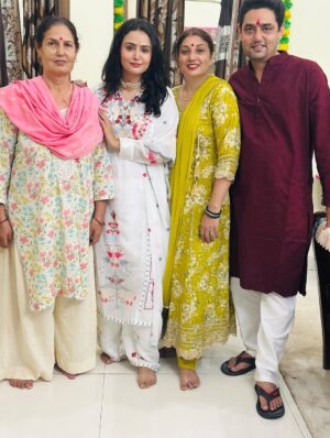 Aditi Rawat Instagram - Diwali vibes 🪔✨