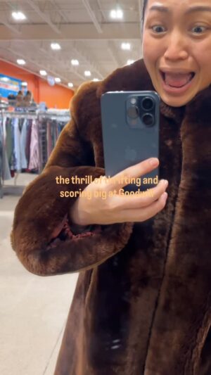 Ae Southammavong Instagram - biggest score of my thrifting career 💯