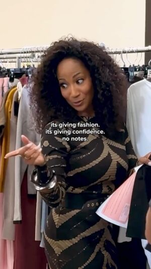 Africa Miranda Instagram - shopping our stores hits different when you spend the day with @dressforsuccess and @africamiranda together, we’re helping women get styled in looks that make them feel like their true selves 🫶