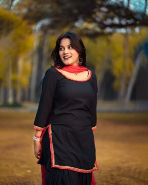 Afsana Instagram - Na gall mere vass di rahi ❤️✨ 

📸 
🎨 : @pro_shoots1 

#explore #photoofday #instagram