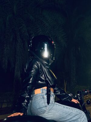 Afsana Instagram - Chalani ni aati Isliye style maar diya 😎

#explore #rider #photooftheday #instagram