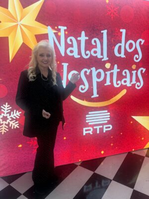 Ágata Instagram - Feliz Natal @editoraespacial