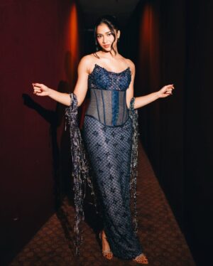 Aghniny Haque Instagram - Premiere night for Penerbangan Terakhir ✨
Grateful for the hands behind this look 🤍

makeup @beautybyyusti 
hair @ditawiradisastraa 
stylist @fandinasutionn 
dress @lisajuofficial 
jewellery @ucjewelry.id 

📸 : @snap.nuel