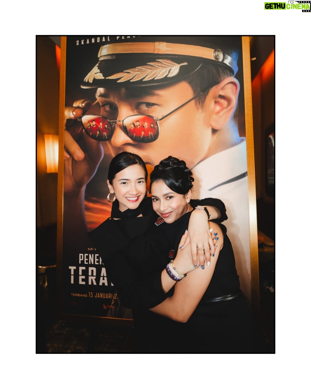 Aghniny Haque - 10.1K Likes - One step closer to the story we’ve been holding onto.
Penerbangan Terakhir trailer press conference day ✈️

Make up by @beautybyyusti and hair @irmanabillah_  thank you for the glow! ✨

📸 : @yestianovira @armanfebryan