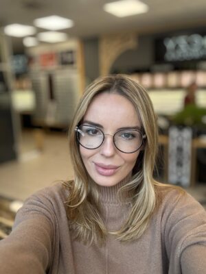 Agnieszka Włodarczyk Instagram - Zgadnijcie, które wybrałam😉
1,2,3,4 czy 5?
#glasses #czasnaokulary #astygmatyzm