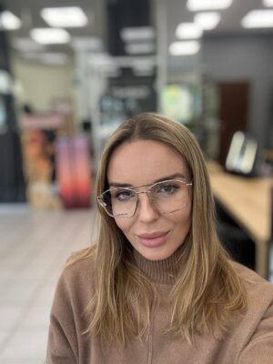 Agnieszka Włodarczyk Instagram - Zgadnijcie, które wybrałam😉
1,2,3,4 czy 5?
#glasses #czasnaokulary #astygmatyzm