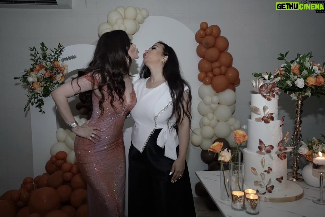 Ahllam - 132K Likes - Thanks god
الحمدلله 
خدايا شكرت
