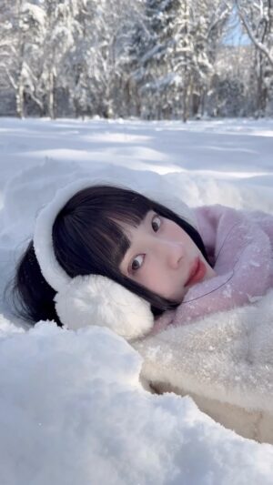 Aileen Huang Instagram - 希望下次有人陪我一起躺❄️

終於來到這片白茫茫又浪漫的國度了⛄️🇯🇵