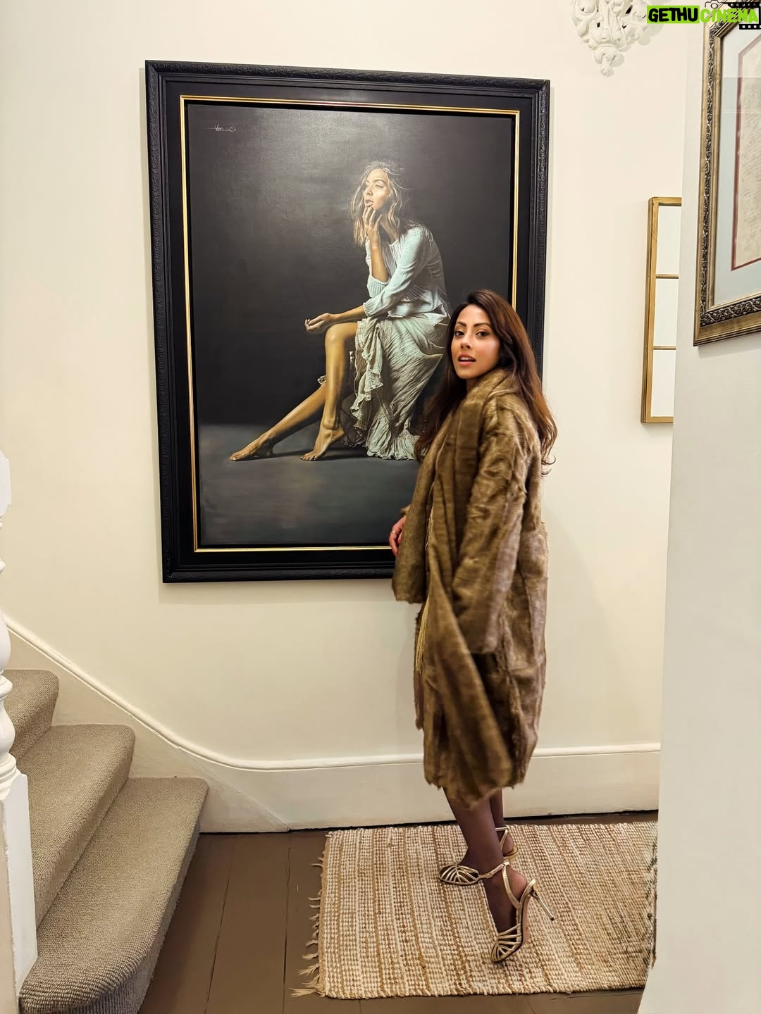 Ainy Jaffri - 2K Likes - Cozy 🔥