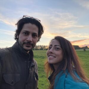 Ainy Jaffri Instagram - Fields of gold 🌼