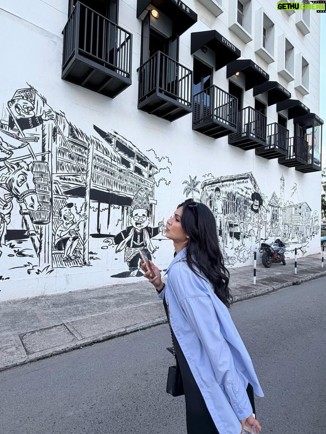 Aishah Ilias - 3.2K Likes - Another day, another destination

#sabah #malaysia #cabincrew #cabincrewlife