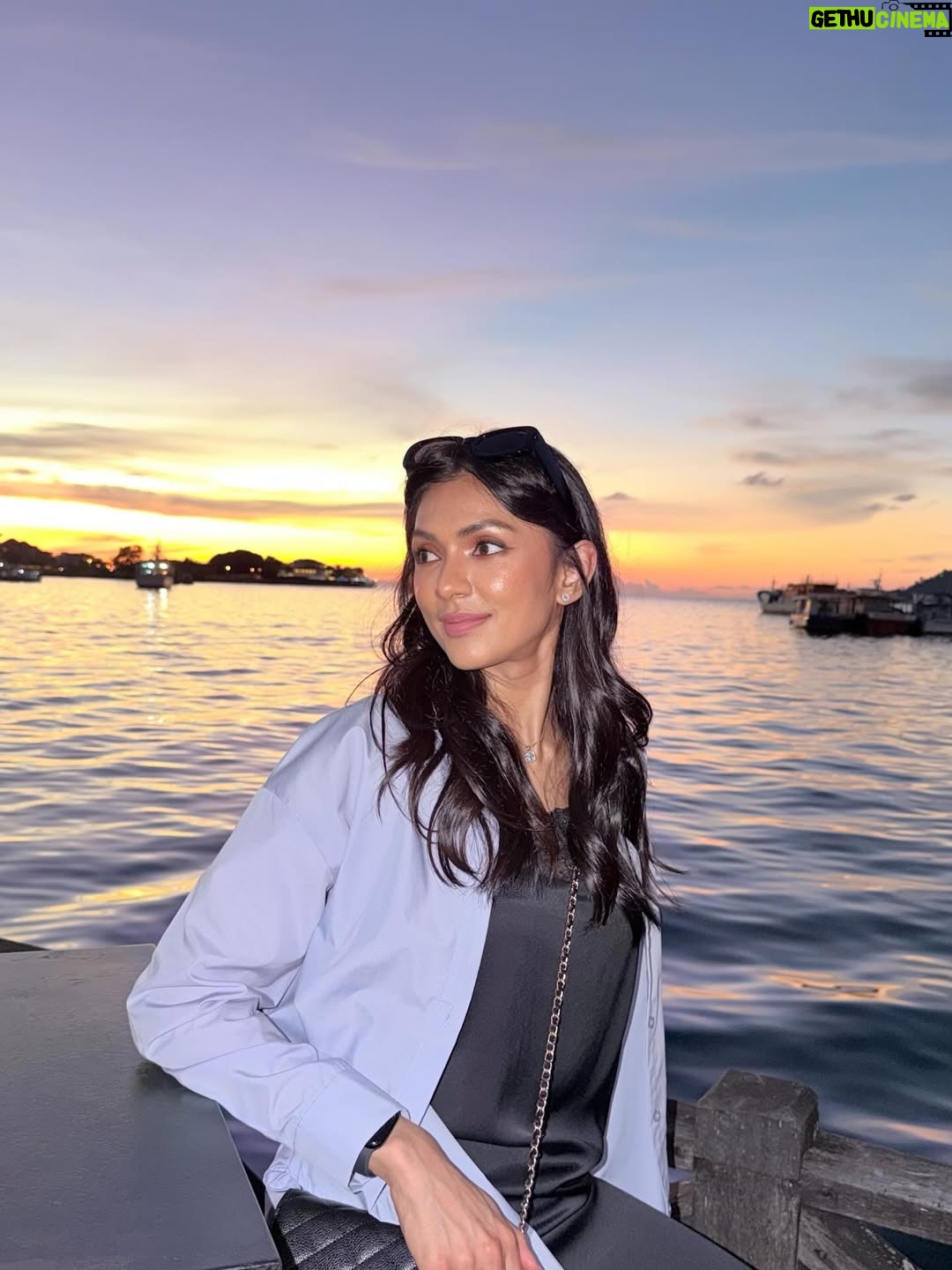 Aishah Ilias - 3.2K Likes - Another day, another destination

#sabah #malaysia #cabincrew #cabincrewlife
