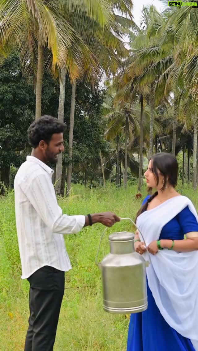Aishu Iyer - 4.3K Likes - Estha aytha 😘🙈

Coustume @rasya.rentals 

#ML