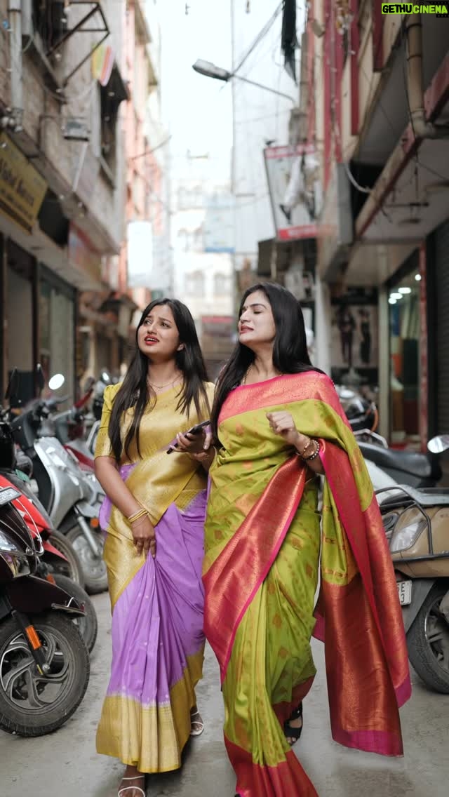 Aishu Iyer - 4.3K Likes - Ba Aishu ❤️😘🧿

“In the heart of Chickpet… there’s a store where every jewel tells a story.✨
Three generations, 200  bridal designs, and a promise that still shines.
Welcome to Prasad Novelties — where tradition never goes out of style.”
#ChickpetStories #JewelleryWithSoul #prasadnovelties