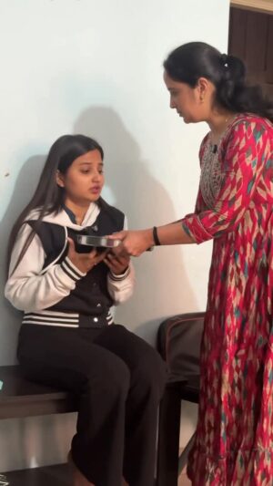 Aishu Iyer Instagram - Watch till end😂😂😂 side effects of over love🤣

#ML
