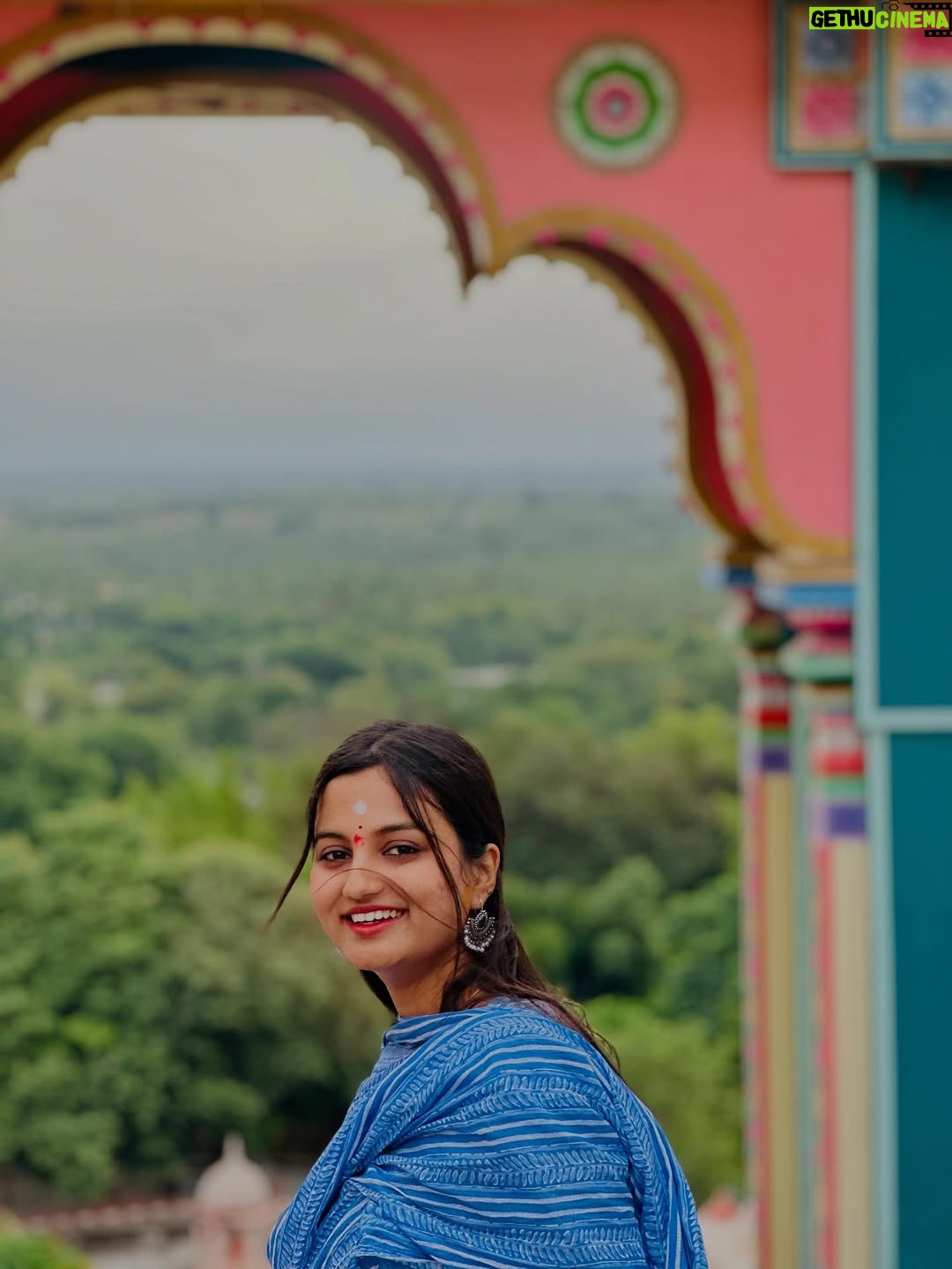 Aishu Iyer - 8.1K Likes - uk the peace u have got within me ❤️

#ML