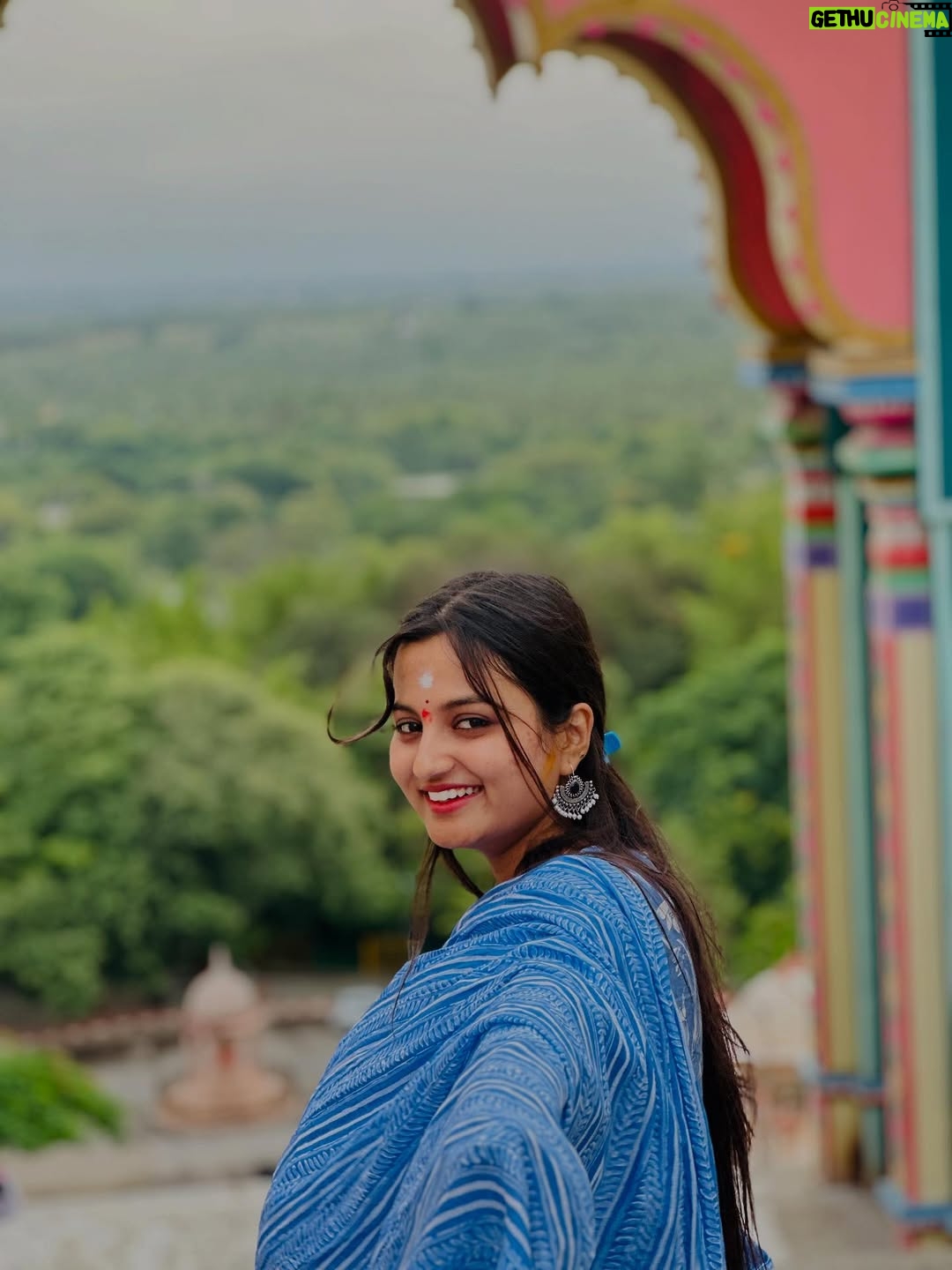 Aishu Iyer - 8.1K Likes - uk the peace u have got within me ❤️

#ML