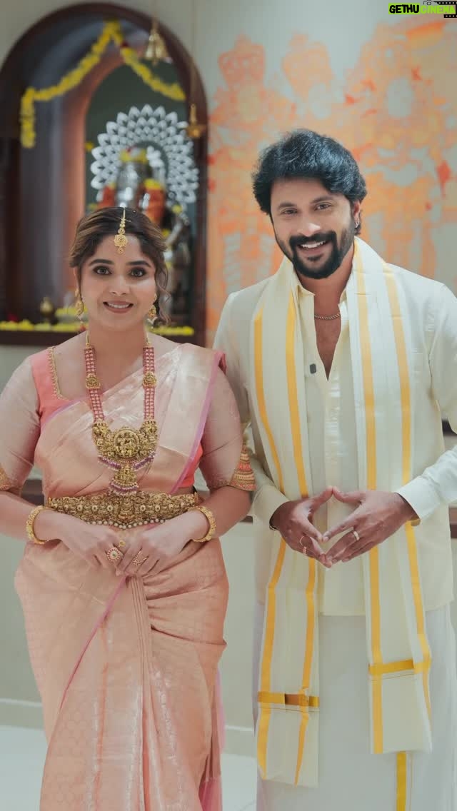 Aishwarya Shindogi - 42K Likes - Get 2 FREE gold coins on every ₹1 lakh diamond jewellery purchase! 😍

Yes, it’s REAL because @regal_jewellers is celebrating their 1st Anniversary in Karnataka with unbeatable golden offers 💛

✨ 1 FREE gold coin for every 10 grams of gold jewellery purchase

✨ Flat 50% OFF on gold jewellery making charges

✨ ₹20,000 OFF per carat on diamond jewellery

And this wedding season, explore the elegance of the NavaVadhu Bridal Jewellery Collection - where every bride’s dream begins 

#RegalJewellers #WeddingSeason #NAVAVADHU