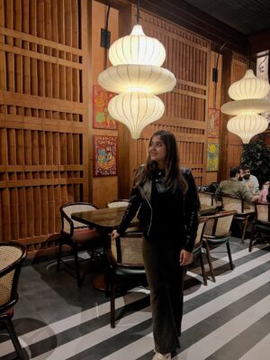 Aishwarya Shindogi Instagram - Magic of togetherness,laughter,conversations and great food ! ✨❤️ 
Adding meaning and quality to life ! ✨

Location @kalpaney.blr  thanks for a memorable evening with great food and making the birthday even more special ! Loved everything right from the ambience,food and hospitality! ✨🙏