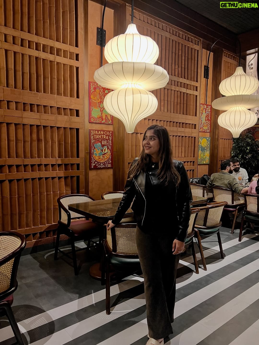 Aishwarya Shindogi - 43K Likes - Magic of togetherness,laughter,conversations and great food ! ✨❤️ 
Adding meaning and quality to life ! ✨

Location @kalpaney.blr  thanks for a memorable evening with great food and making the birthday even more special ! Loved everything right from the ambience,food and hospitality! ✨🙏
