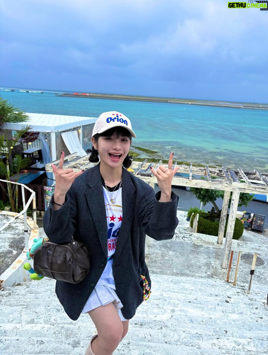 Aju Makita - 18.1K Likes - ☺︎︎
よき冬休みでしたとさ🌥️
お兄ちゃん歯紅は指摘してくれないけど
写真を撮るのは上手い