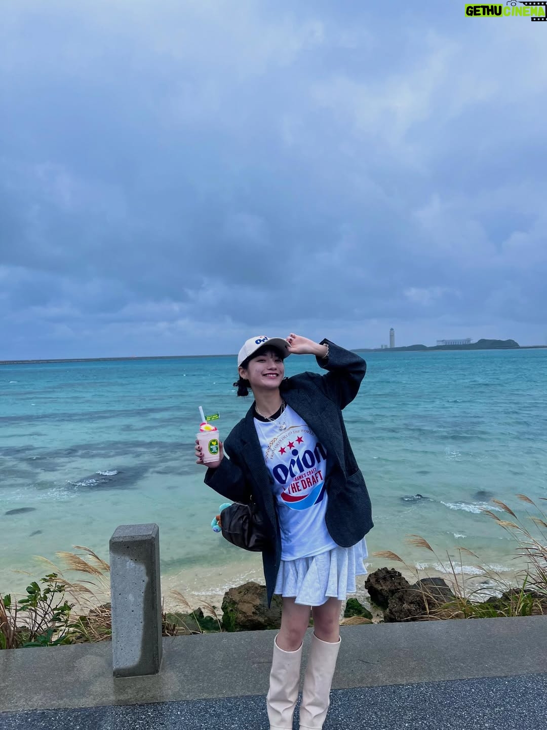 Aju Makita - 18.1K Likes - ☺︎︎
よき冬休みでしたとさ🌥️
お兄ちゃん歯紅は指摘してくれないけど
写真を撮るのは上手い