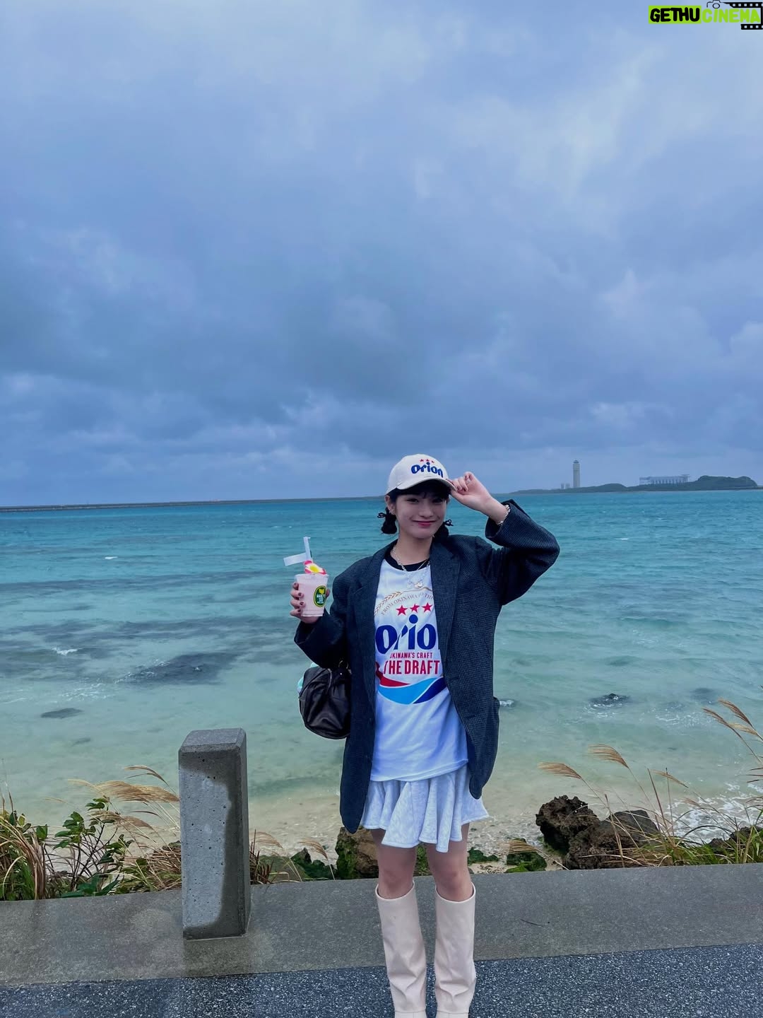 Aju Makita - 18.1K Likes - ☺︎︎
よき冬休みでしたとさ🌥️
お兄ちゃん歯紅は指摘してくれないけど
写真を撮るのは上手い