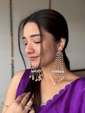 Akancha Sharma Instagram - Just fell in love with how this blooms💕
#instagram #indianoutfit #explorepage #fyp