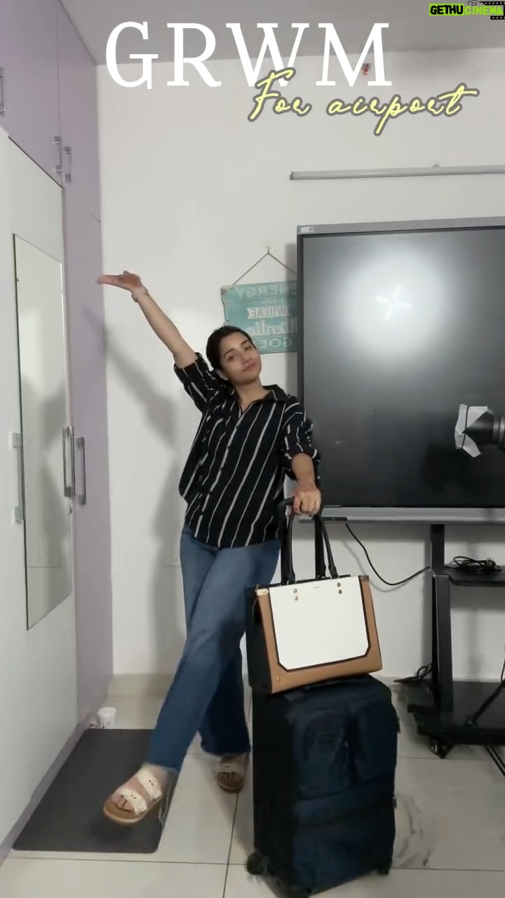 Akancha Sharma - 15.4K Likes - GRWM to catch an early morning flight✈️

.
.
.
.
#foryou #grwm #airport #explore