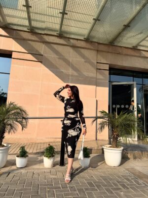 Akancha Sharma Instagram - You caption this one!! 🖤
@youtubeindia @youtubecreatorsindia
#explore #foryou #youtube #igpost #instamood