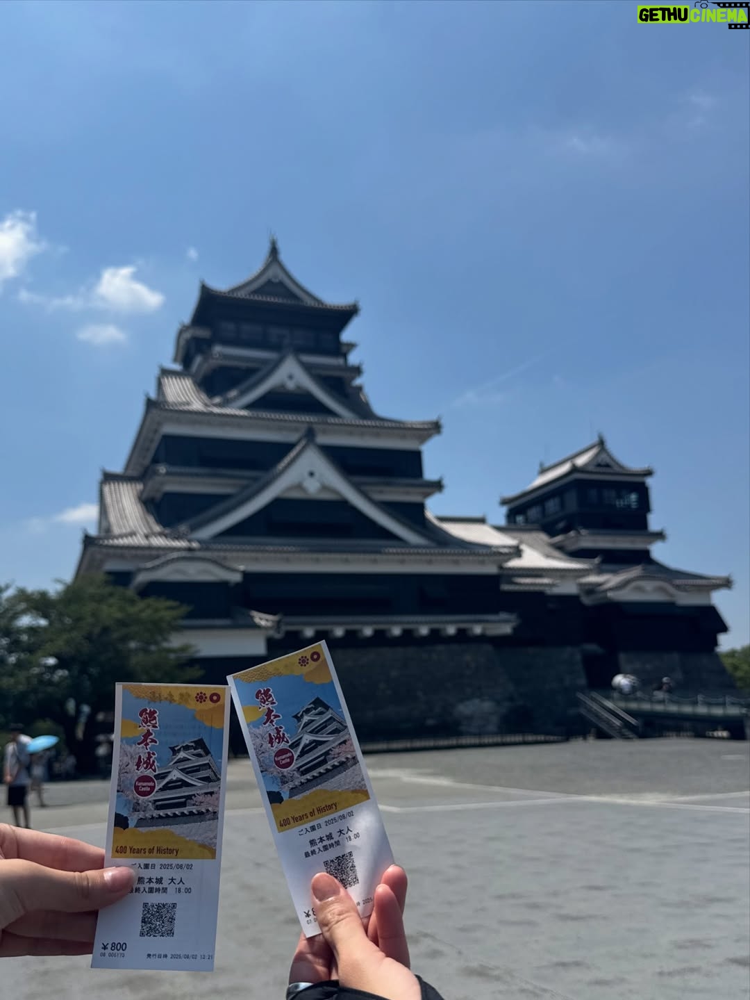 Akane Sakanoue - 8.6K Likes - .
2025年も充実した一年でした！
関わってくださった皆様に感謝です☺️

良いお年を〜！