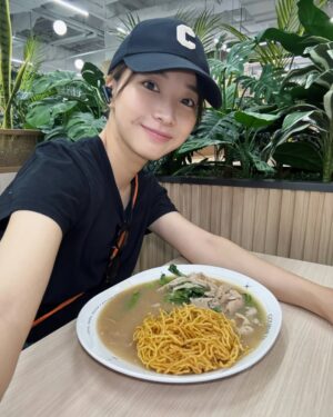 Akane Sakanoue Instagram - .
タイの観光名所、グルメ、ファッション
色々と楽しめました😌💗