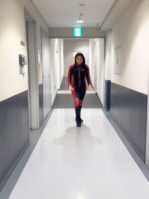 Akane Sakanoue Instagram - .
ウルトラマンエックス10周年
ユナイトしようぜ！スペシャルナイト

Xの撮影時から
10年後またこうやって集まってたいよね と
話していたことがついに実現！！！
不思議な感覚でしたし
本当に夢のような時間でした😭

10周年イベントができるのは決して当たり前ではなく、
大地をはじめキャストやスタッフの方々、
そして今でもXを好きでいてくれるファンの皆様の
愛で実現できた1日でした。

改めて、ウルトラマンXが大好きなみんなに感謝です🙏✨

U-NEXTにて見逃し配信中ですので
気になる方はチェックしてくださいね！

あとは個人的に昨日のヒーローショーを観て
劇場版を見返したくなりましたので、
そちらも改めて観ていただけると嬉しいです💗

#ウルトラマンX
#ウルトラヒーローズEXPO
#アスナ隊員