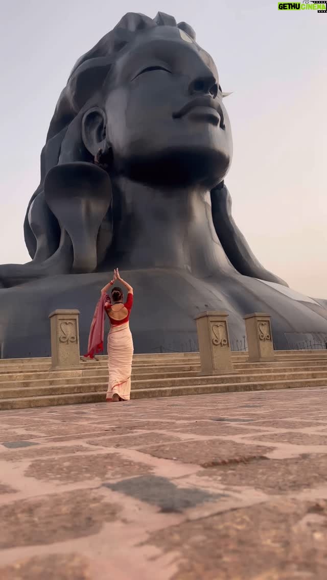 Akanksha Juneja - 6.9K Likes - When shiva is your father, nothing can stop you 🪄

#devotional #shiva #shivashakti #shivbhakt #adiyogi #ishafoundation #foryou #foryoupage #explore #explorepage #exploremore #ootd #ootdfashion #saree #trendingreels #trend #trendy #trendingnow #viral #viralvideos #viralreels #viralpost #instagood #reels #reelsinstagram #travelphotography #travel #actress #akankshajuneja