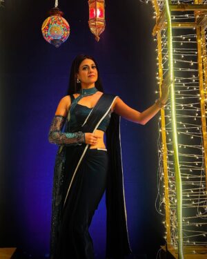 Akanksha Juneja Instagram - Biggest adventure is living the life of your dreams 🤩❤️🎁

#look #ootd #ootdfashion #outfit #outfitoftheday #saree #style #fashion #photooftheday #photography #foryou #foryoupage #explore #explorepage #exploremore #trendingnow #trend #trendy #trending #viral #viralpost #actress #akankshajuneja